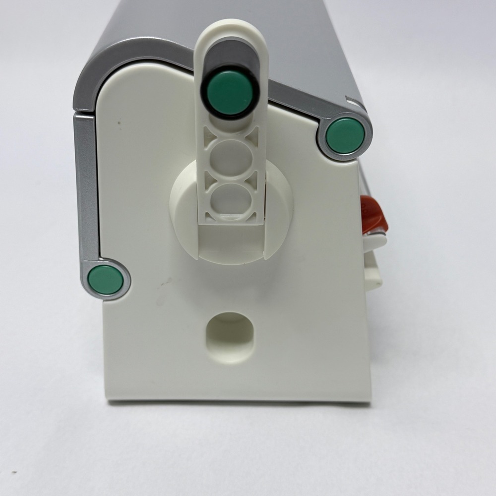 Xyron Creative Station 9" 5" Manual Sticker Maker Laminator Magnet Machine - Picture 5 of 16